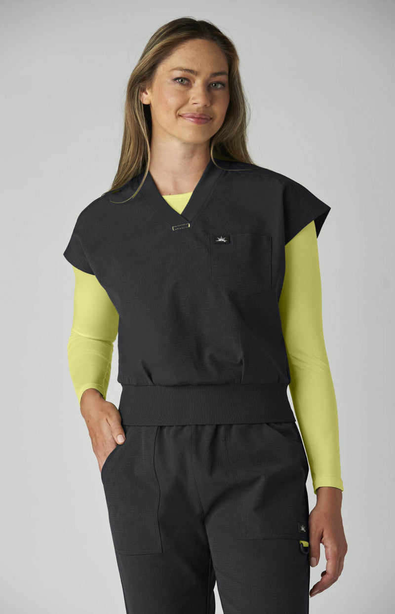 Koi Solis 1143 Trinity Top Charcoal