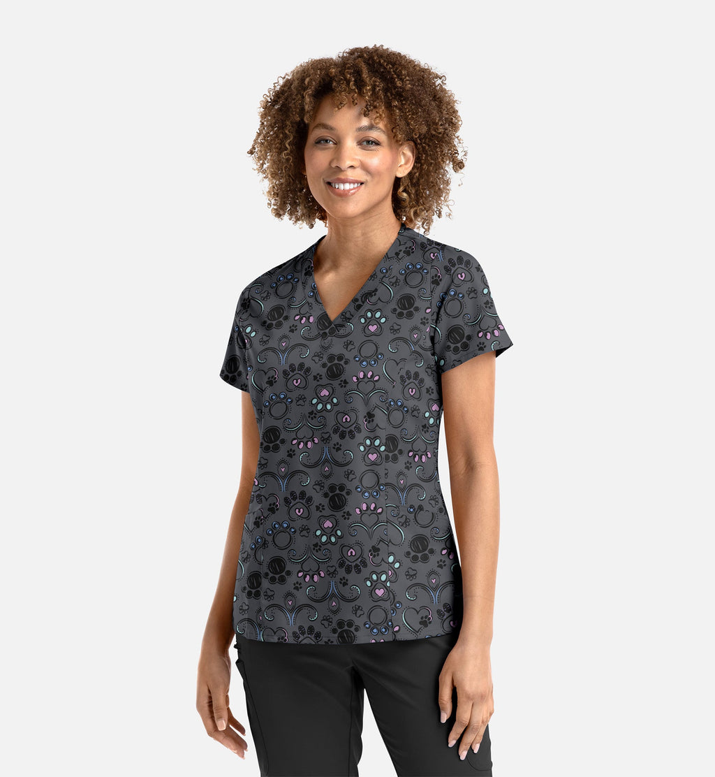 Maevn 1797 Women’s Curved V-Neck Print Top Regal Paws