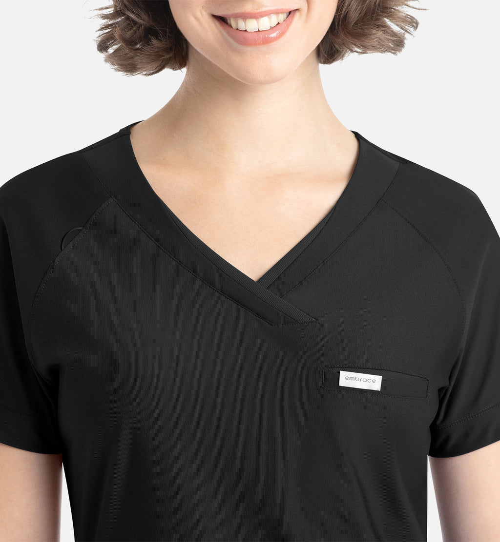Embrace 2502 Luna Tuckable Y-Neck Top Black