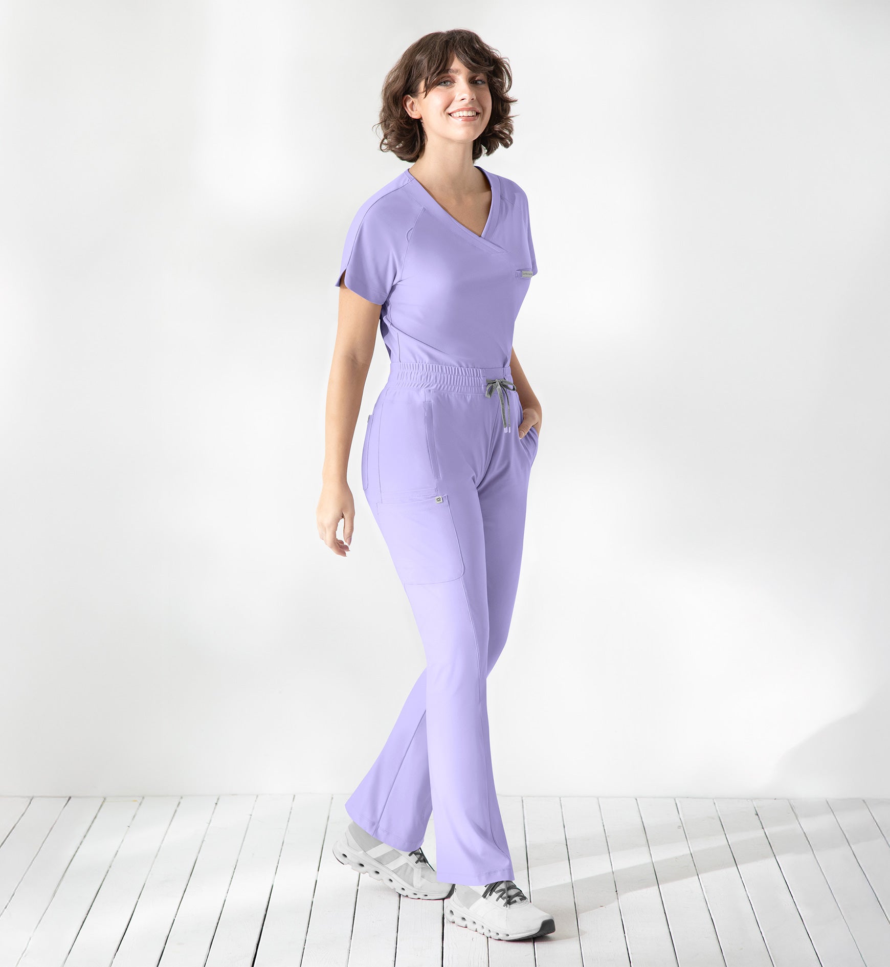 Embrace 2502 Luna Tuckable Y-Neck Top MISTY LILAC