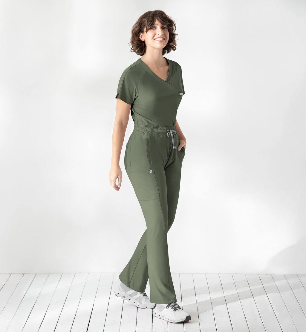 Embrace 2502 Luna Tuckable Y-Neck Top Olive