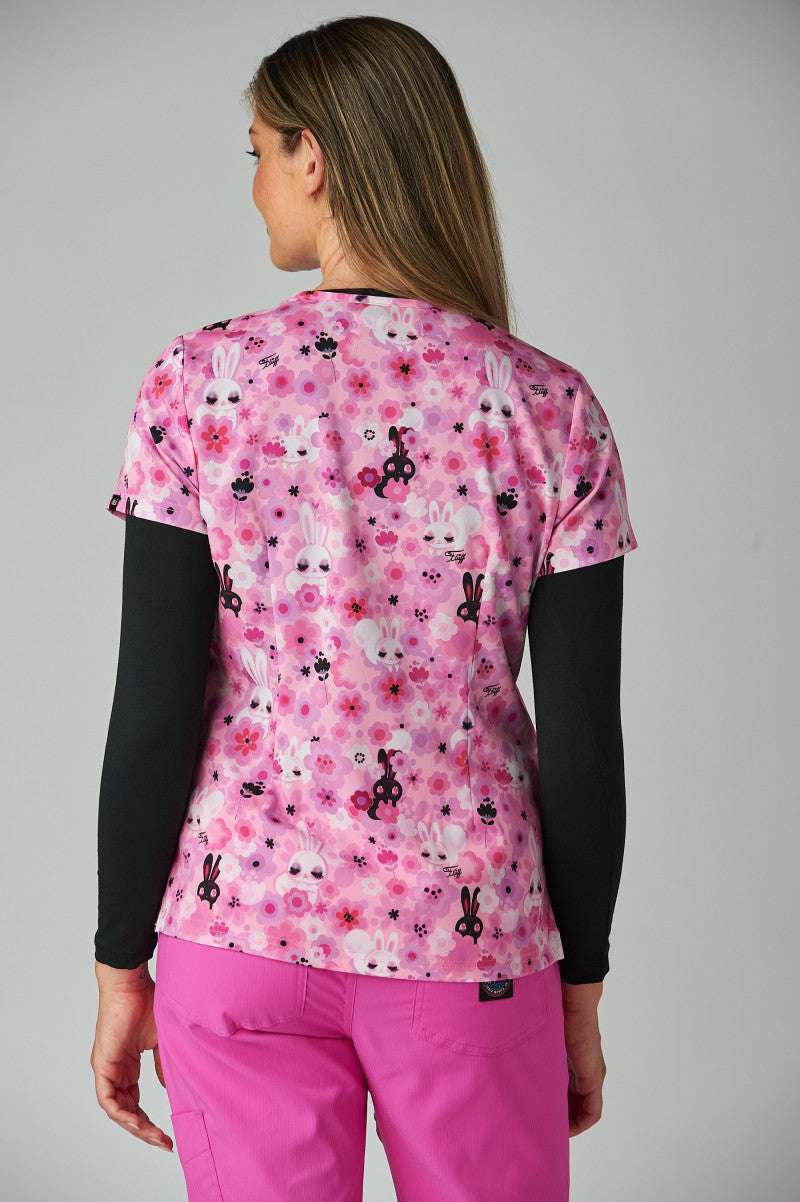 Koi Artist Series 384PRA Leslie Top Fluff Bunnies