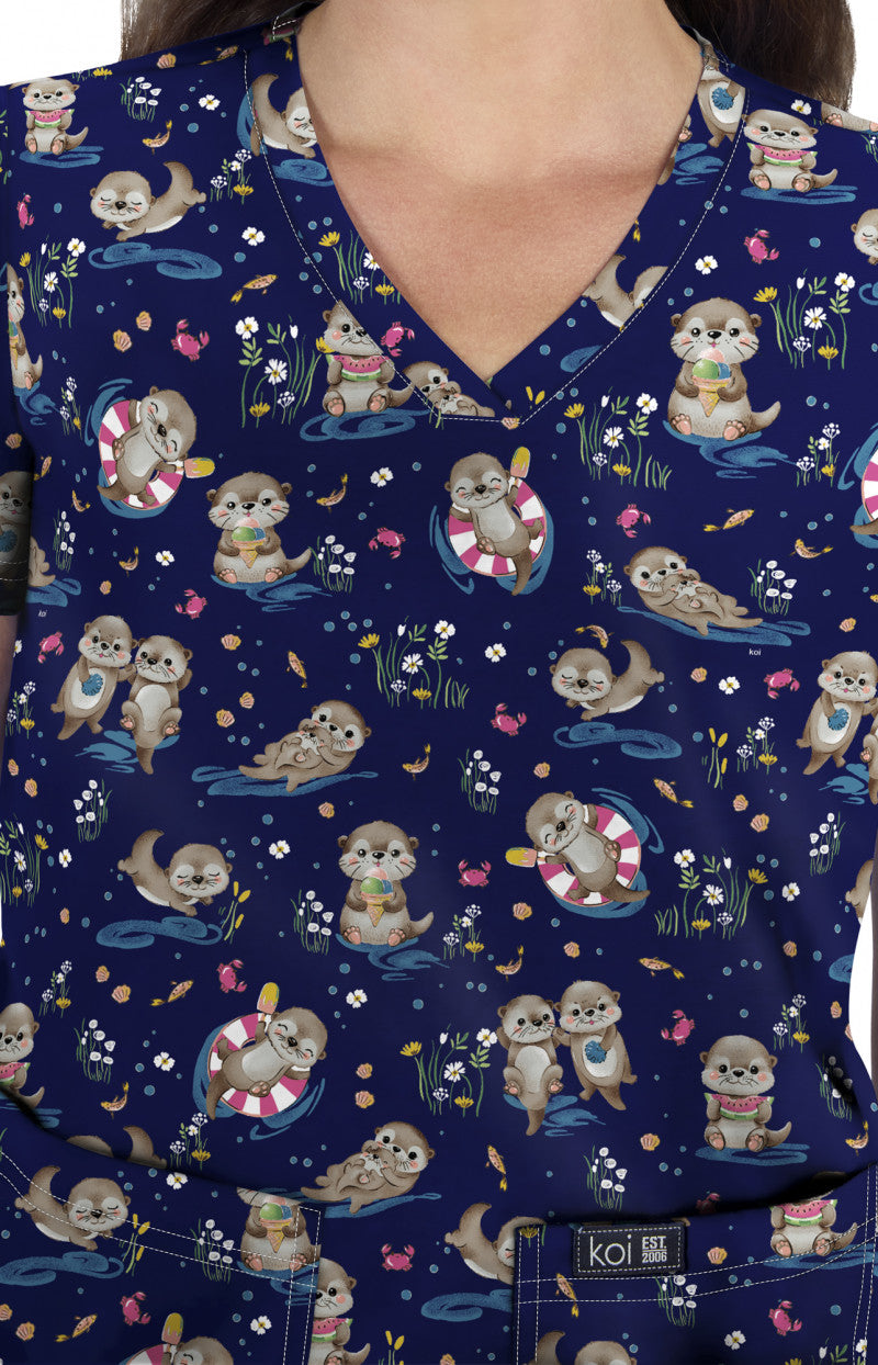 Basics 384PR Leslie Top Otters