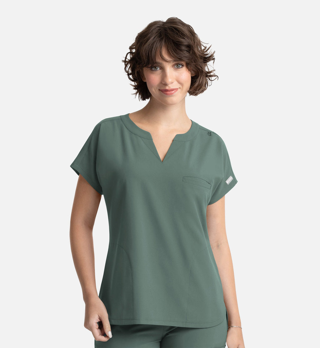 Momentum 5003 Women's Tuckable Dolman Top Moss