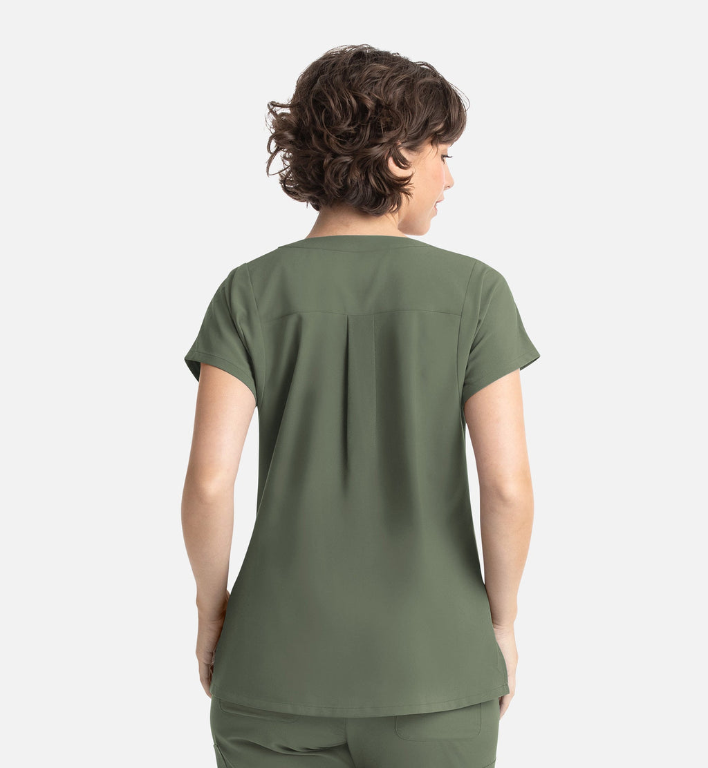 Momentum 5003 Women's Tuckable Dolman Top Olive