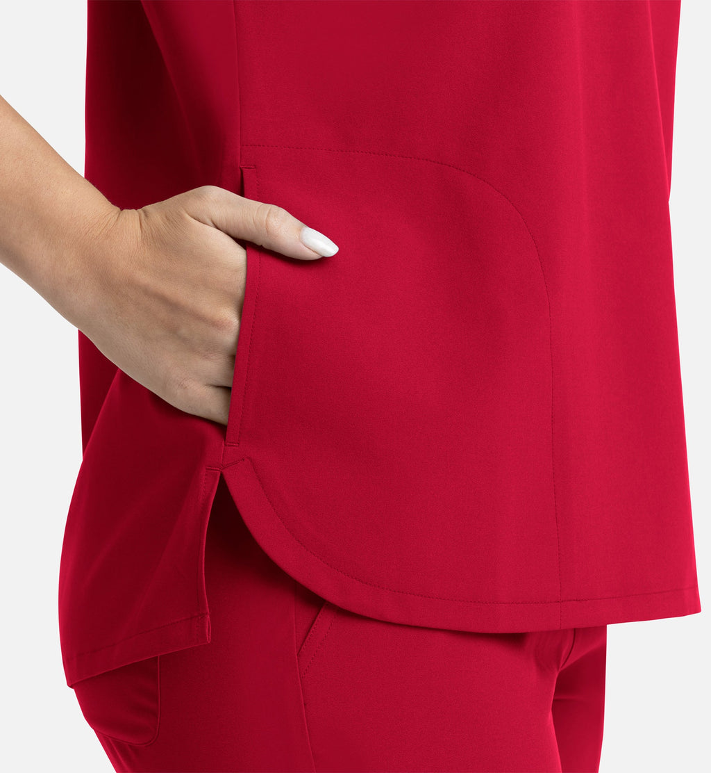 Momentum 5003 Women’s Tuckable Dolman Top Red