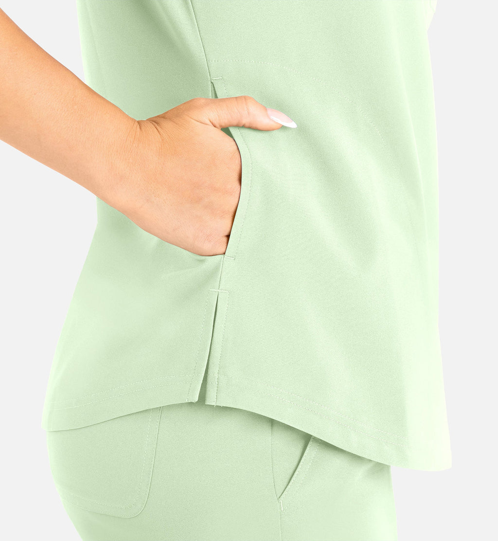 Momentum 5005 Women’s Tuckable Round Neck Top Honeydew