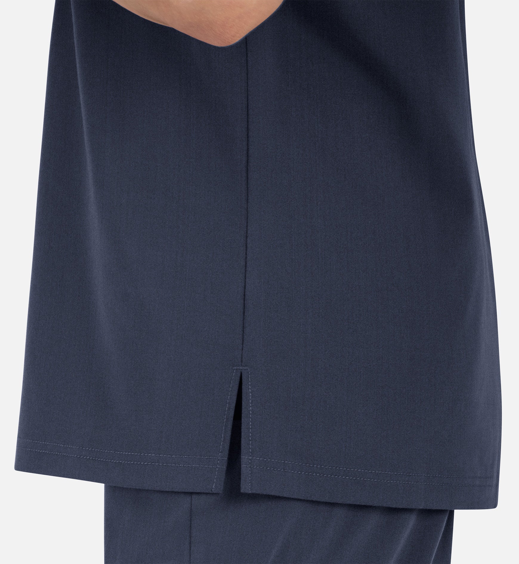 Matrix Pro Men's 5901 Men's Contrast Piping Tuckable V-Neck Top Heather Navy