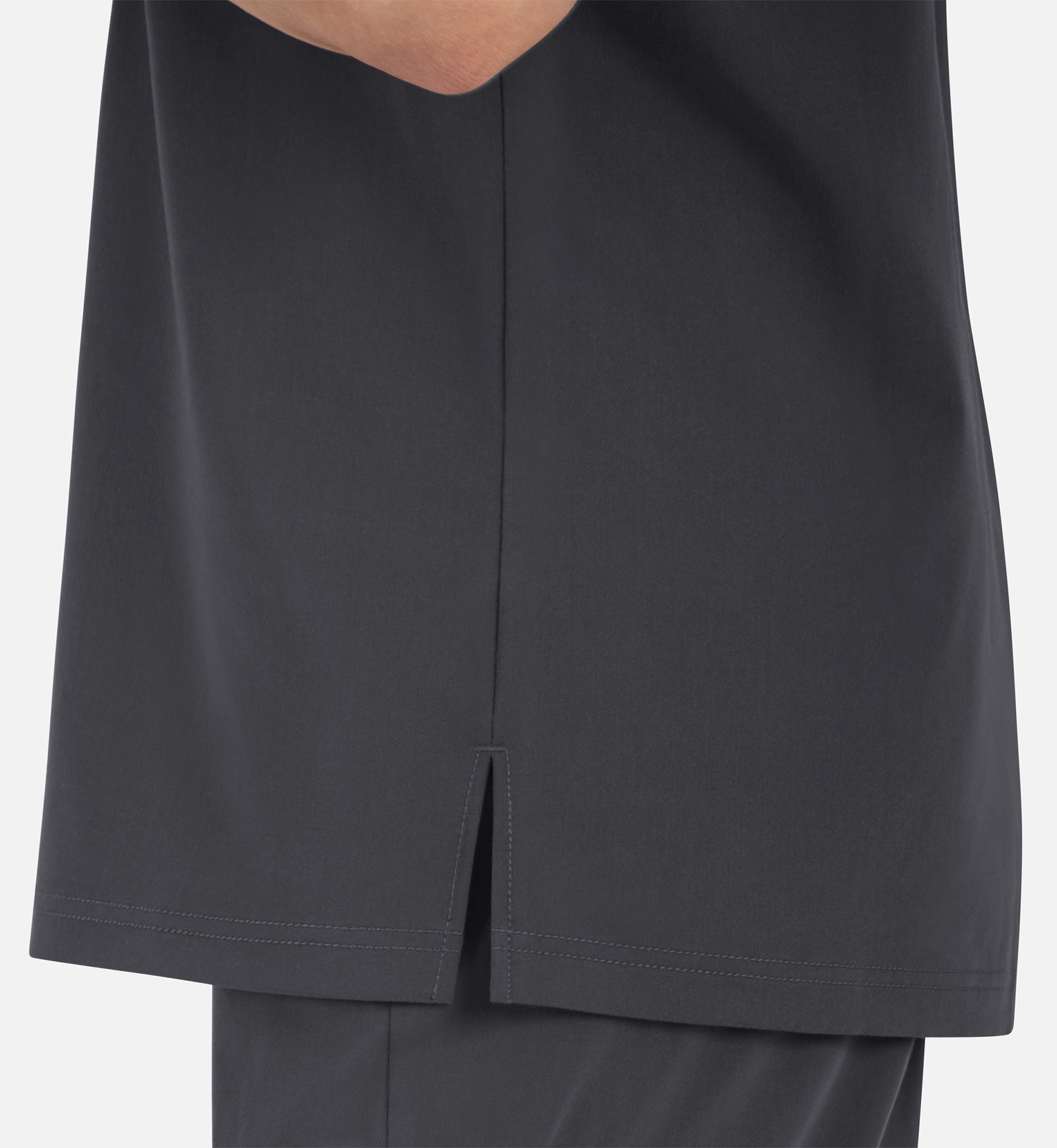 Matrix Pro Men's 5901 Men's Contrast Piping Tuckable V-Neck Top Pewter