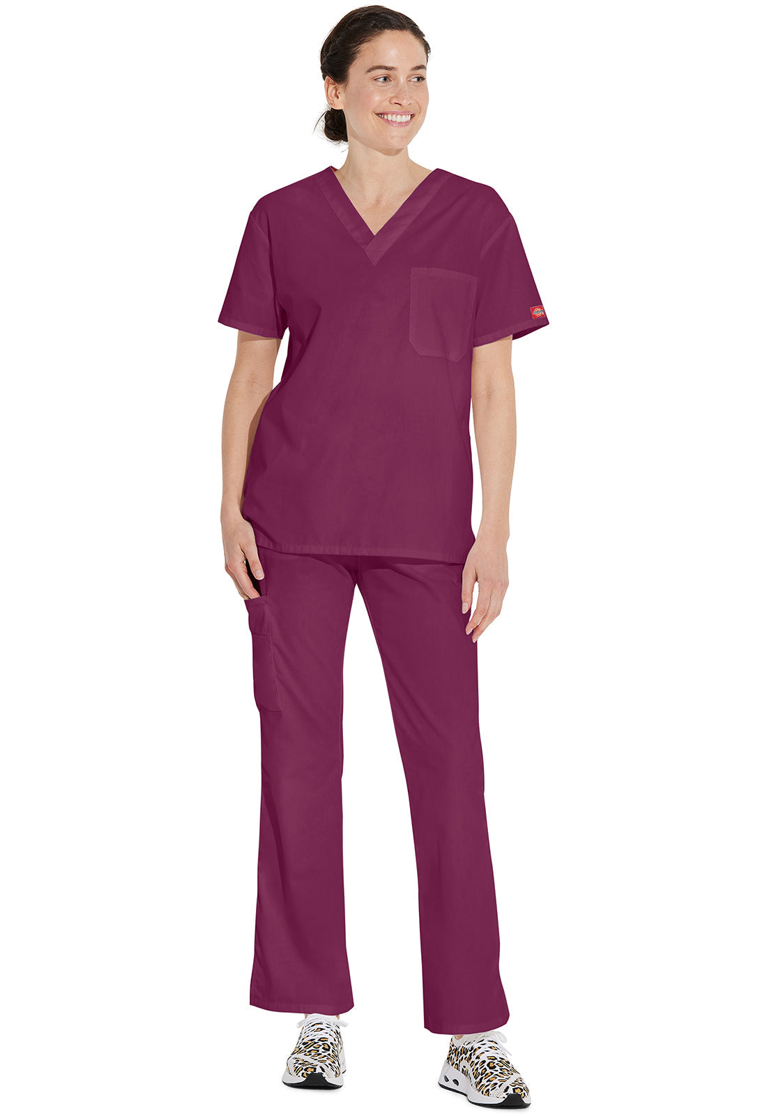 EDS Signature 83706 Unisex Unisex Tuckable V-Neck Scrub Top Wine