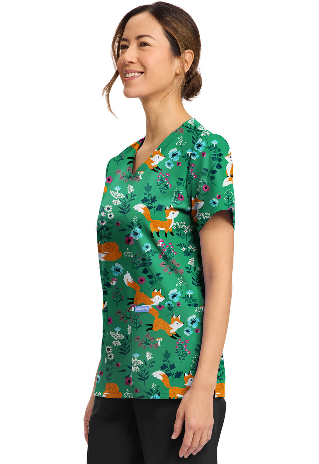 Cherokee Prints CK856 Women's Print V-Neck Top Wild Fox