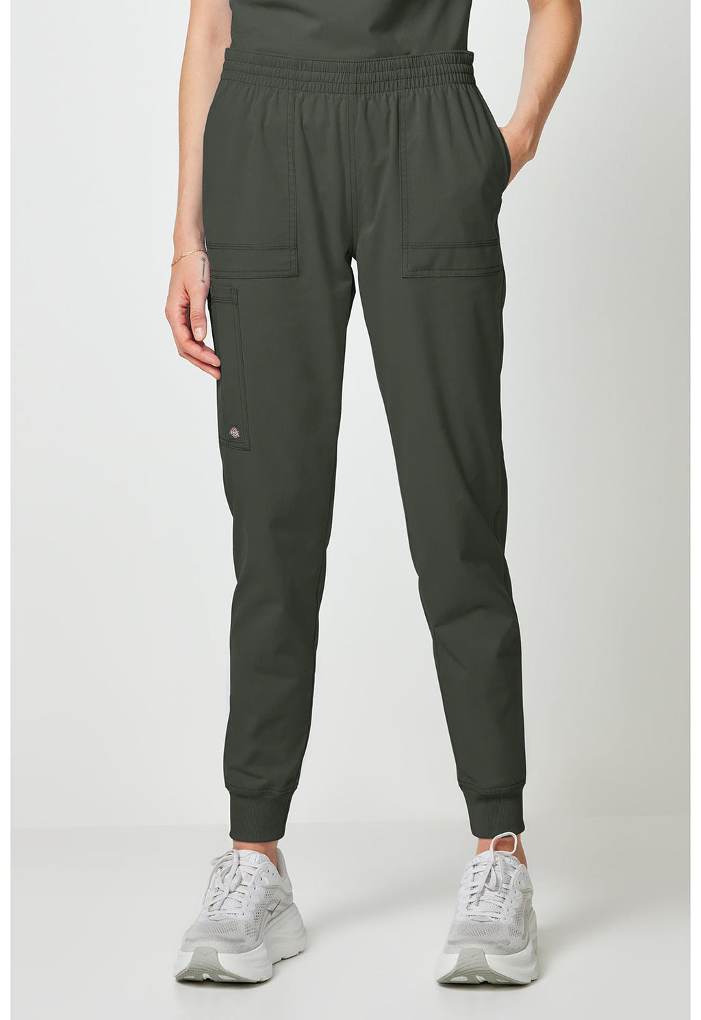 Forge DK275 Women's Mide Rise Cargo Scrub Joggers Olive