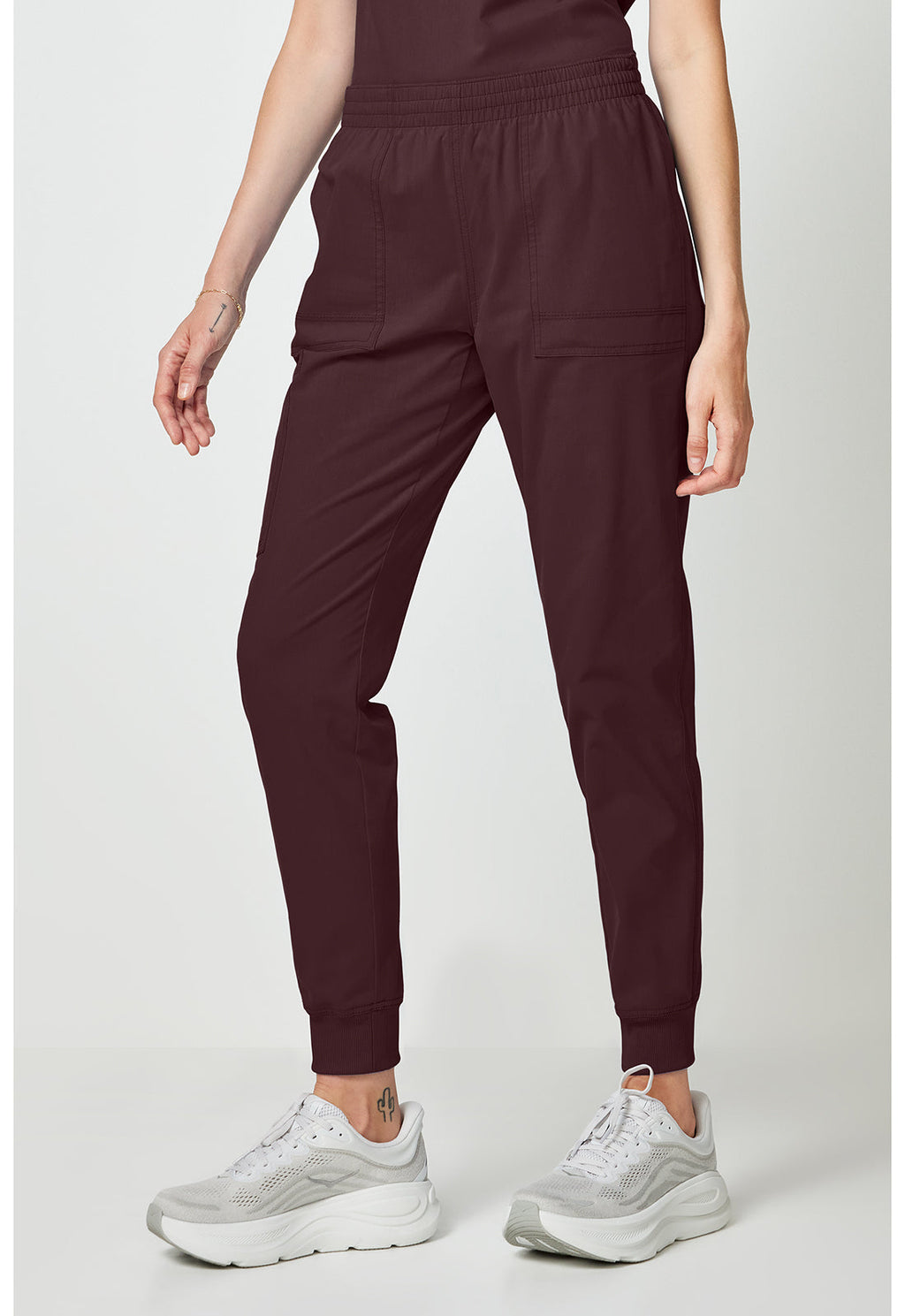 Forge DK275 Women's Women's Mide Rise Cargo Scrub Joggers Terrain