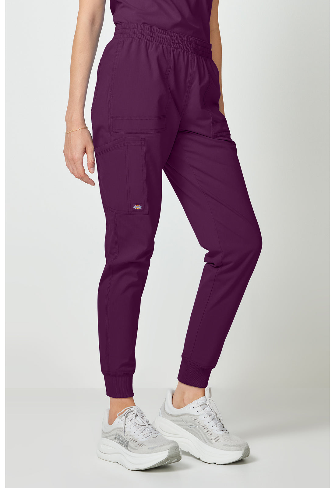 Forge DK275 Women's Mide Rise Cargo Jogger Pants Wine