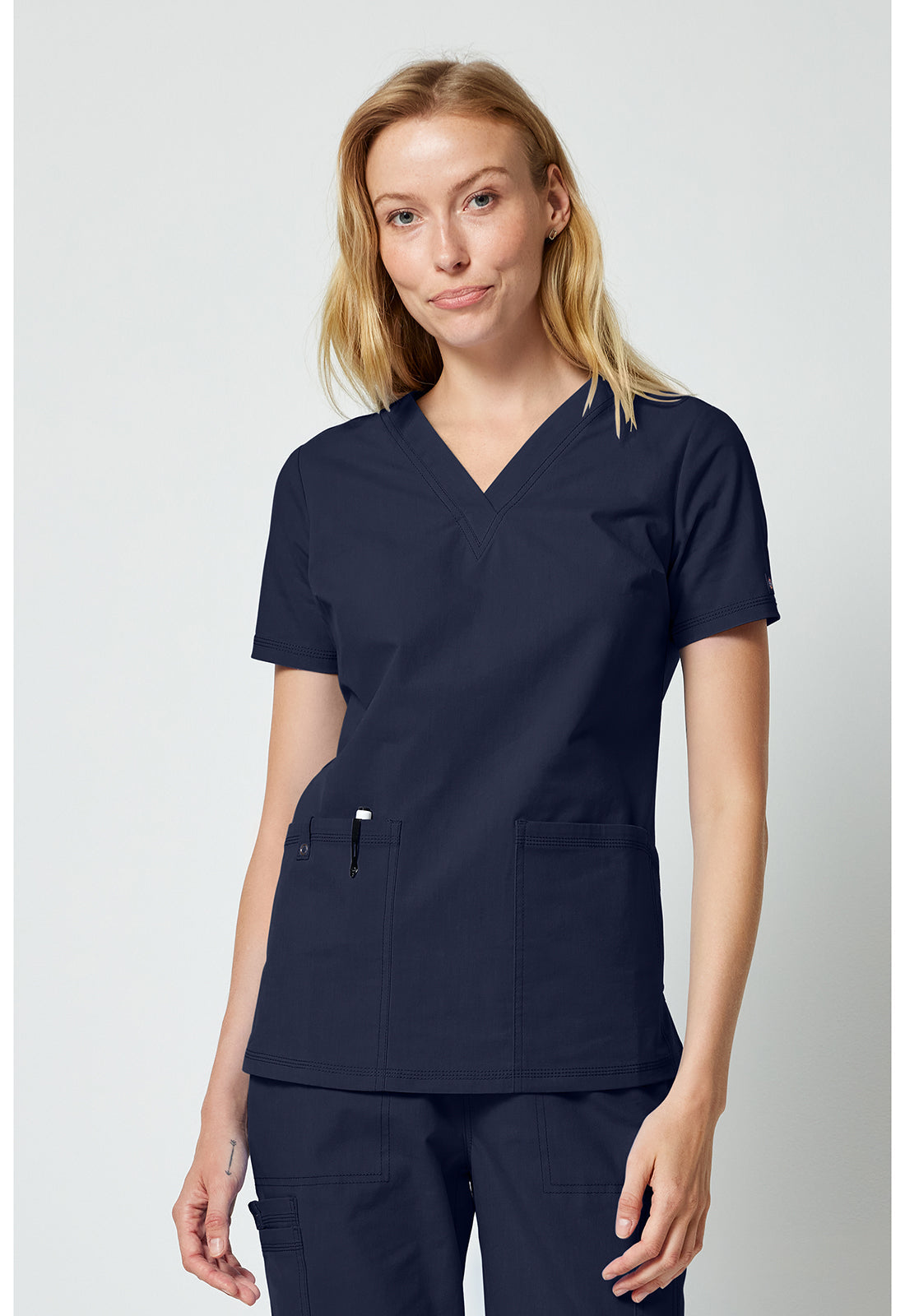 Forge DK856 Women's V-Neck Top Navy