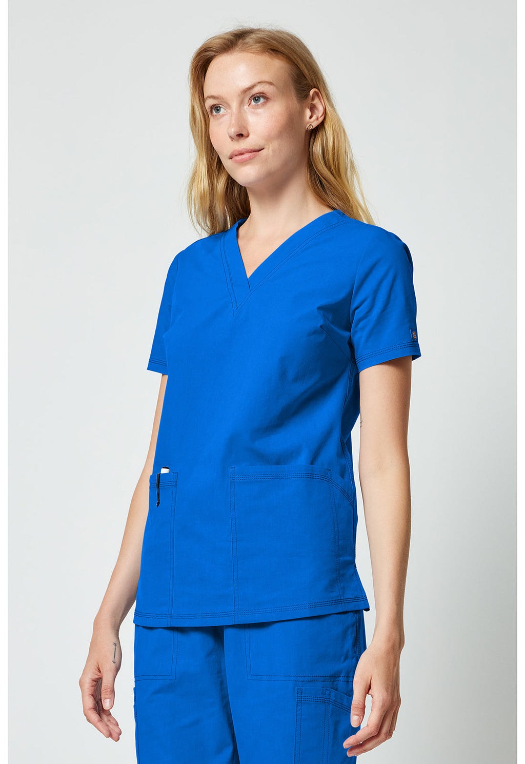 Forge DK856 Women's V-Neck Top Royal