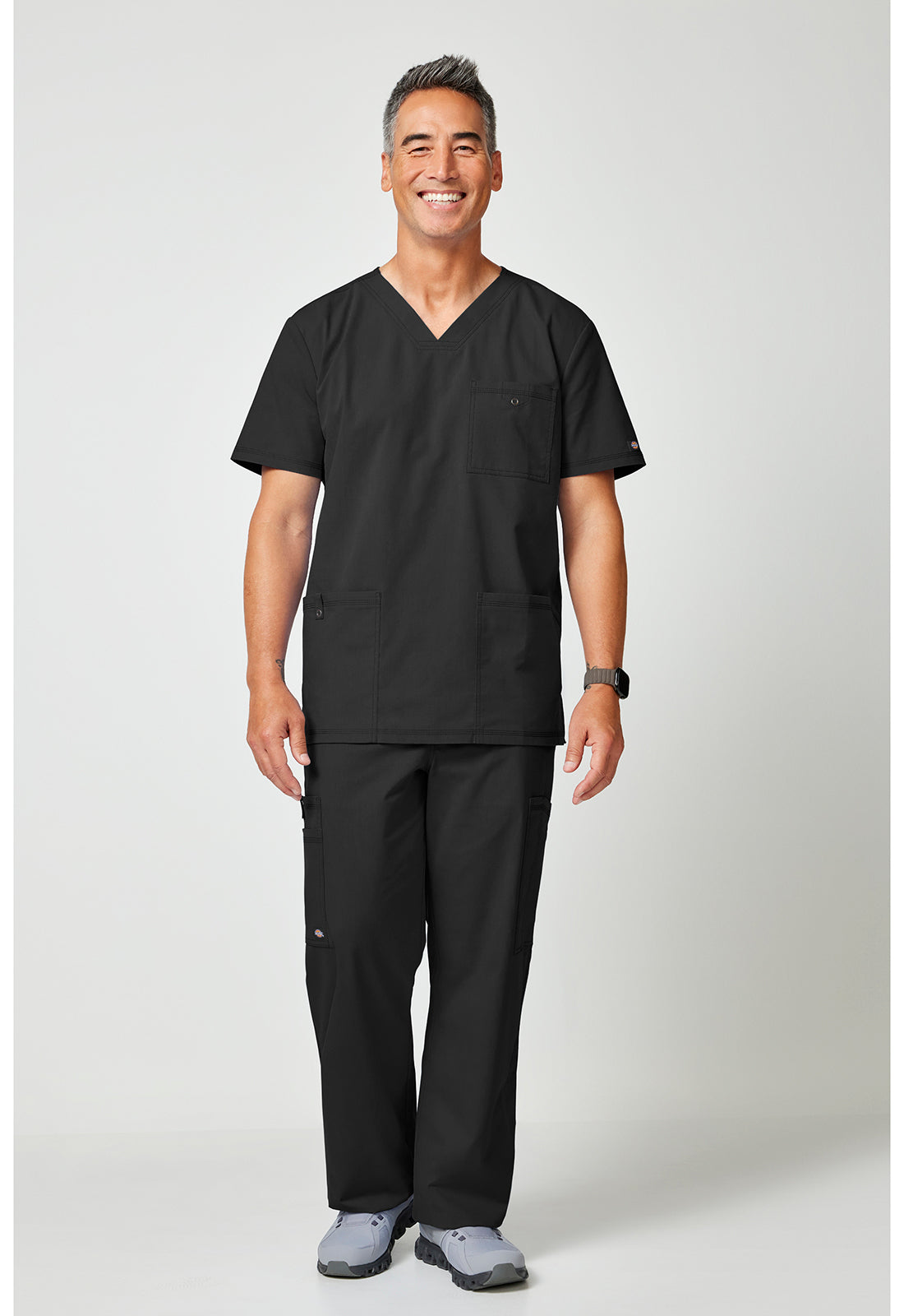 Forge DK859 Men's V-Neck Top Black