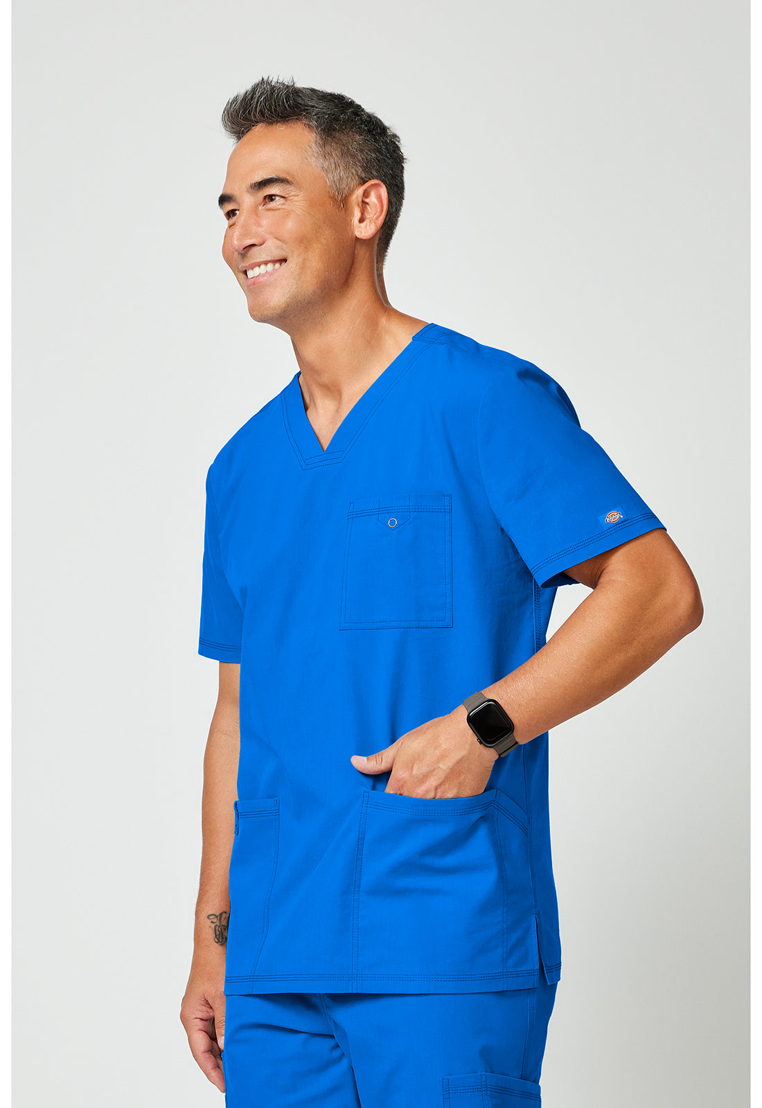 Forge DK859 Men's V-Neck Scrub Top Royal