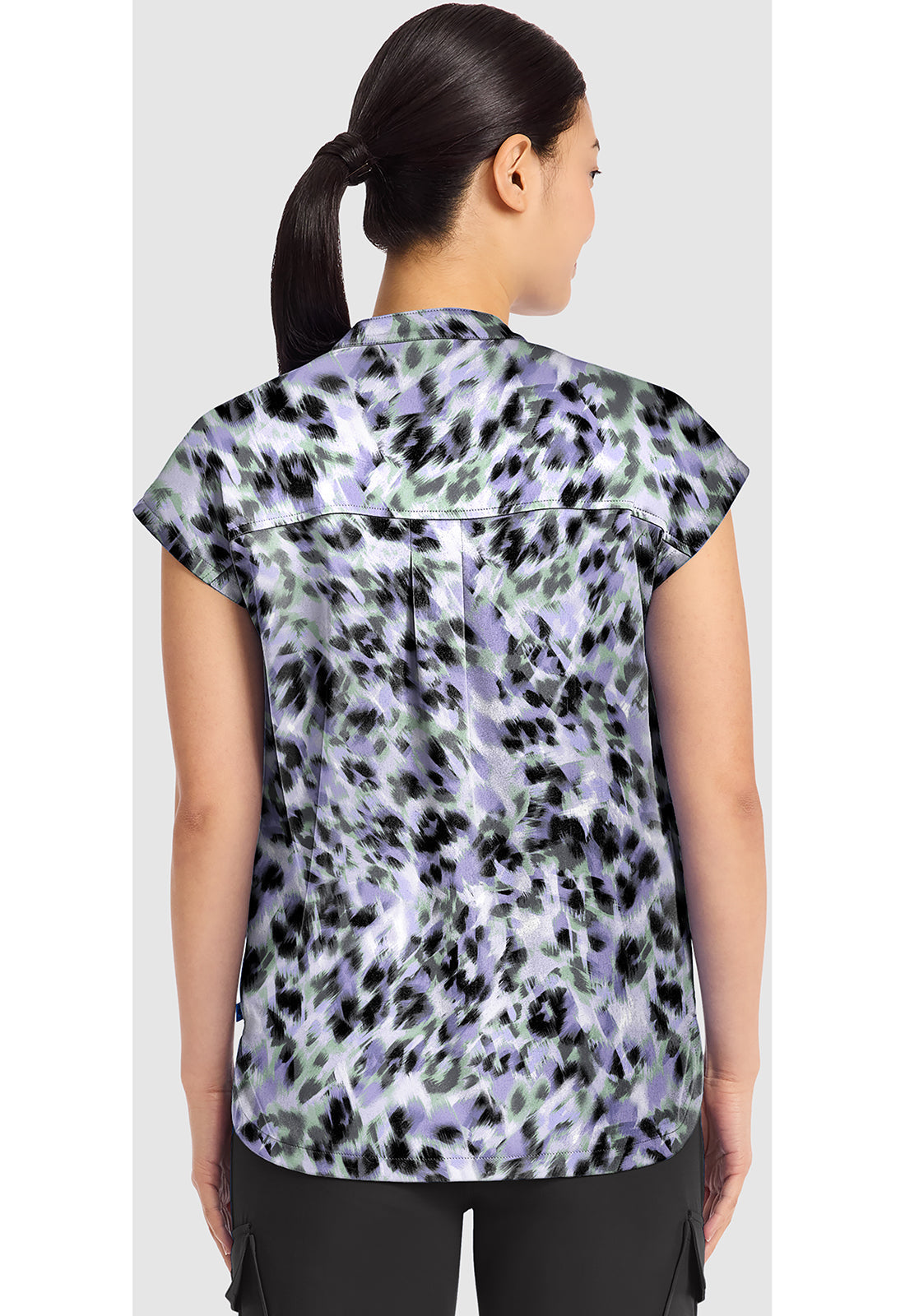 Prints HH912 Women's Journey Scrub Top Blurred Cheetah