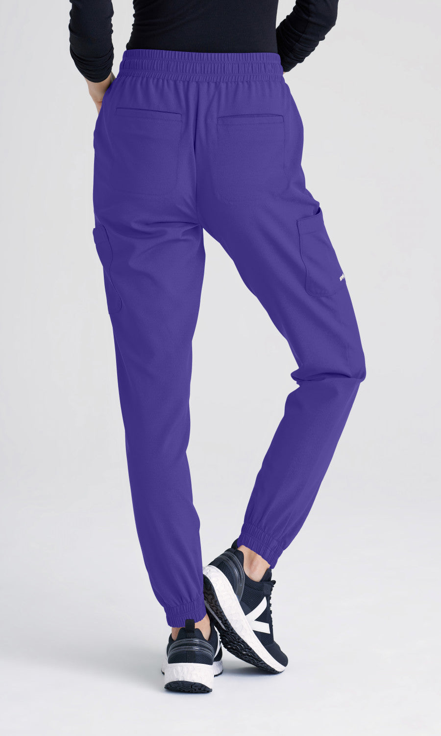 Grey's Anatomy Evolve GSSP625 Terra Scrub Joggers New Grape