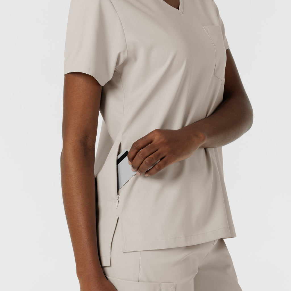 Boundless 6151 Tuck-In Scrub Top Cloud