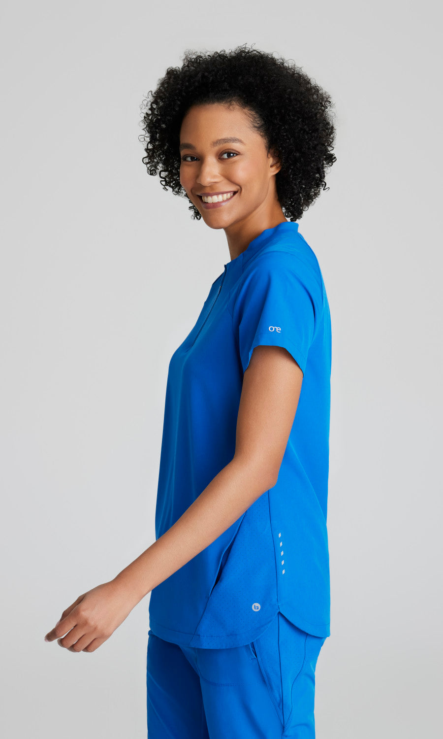 Barco One BOT216 Flux Scrub Top New Royal