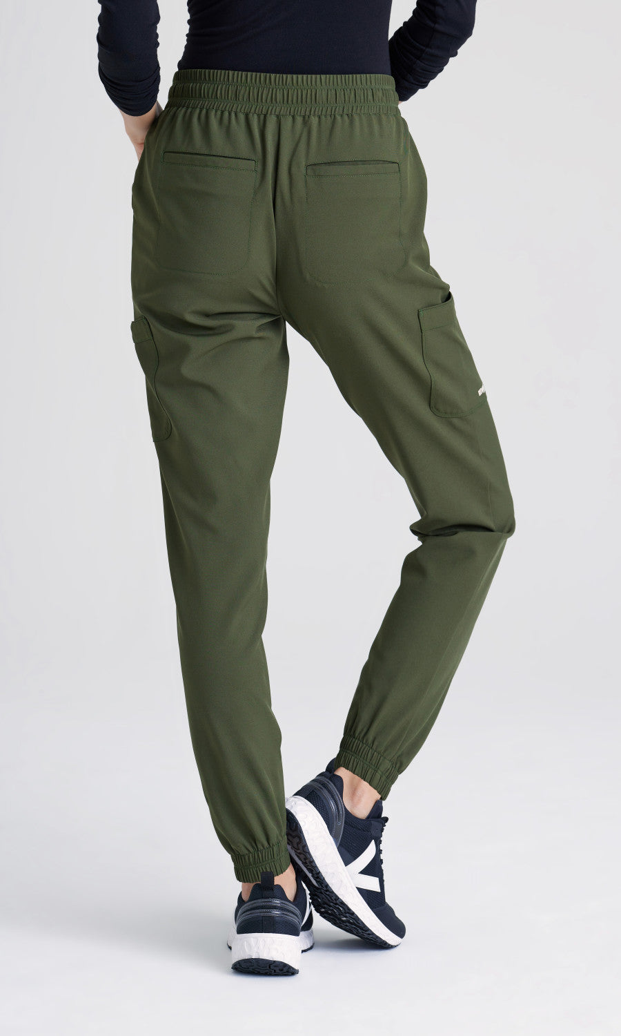Grey's Anatomy Evolve GSSP625 Terra Scrub Joggers Fern