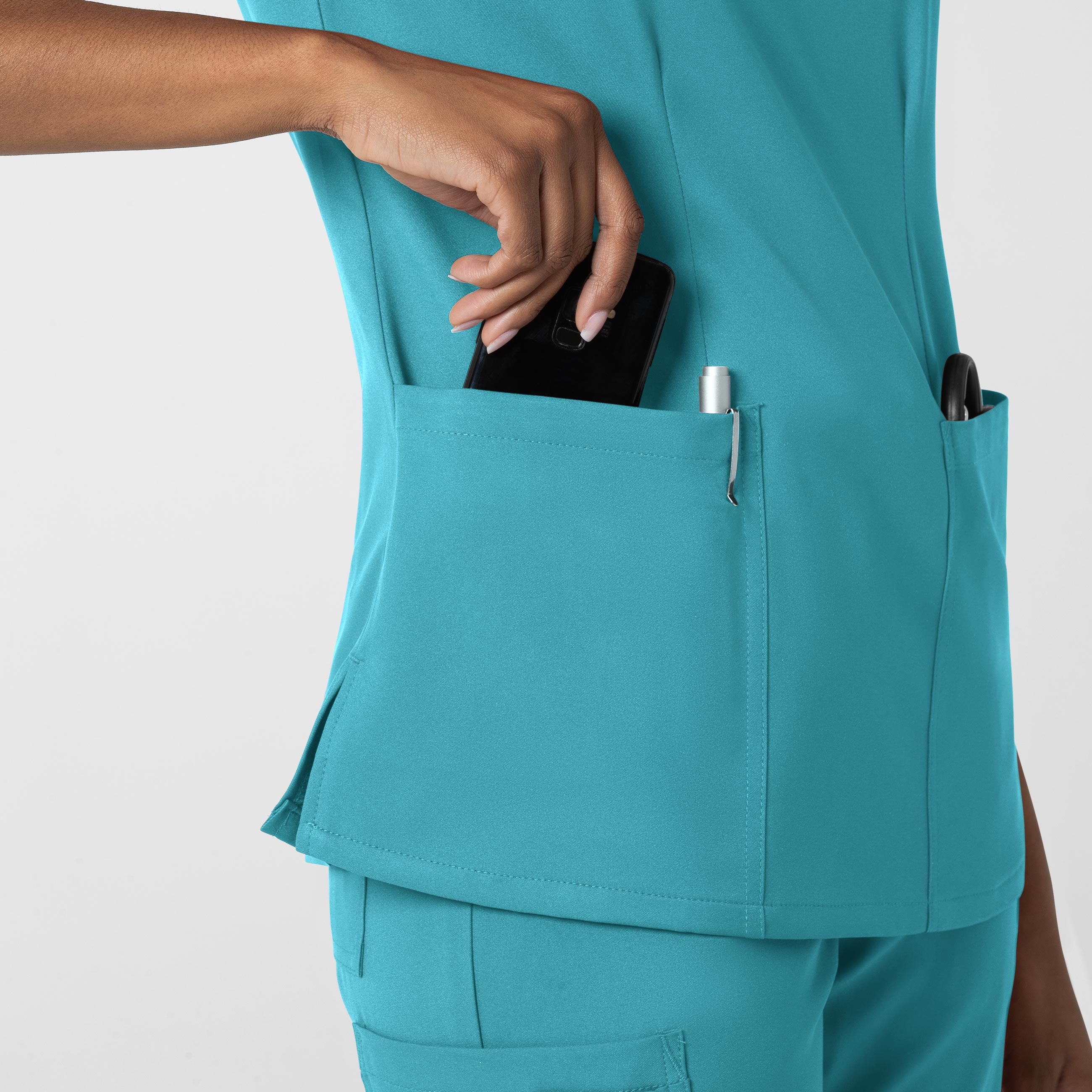 Thrive 6122 Fitted 3-Pocket V-Neck Scrub Top Teal Blue