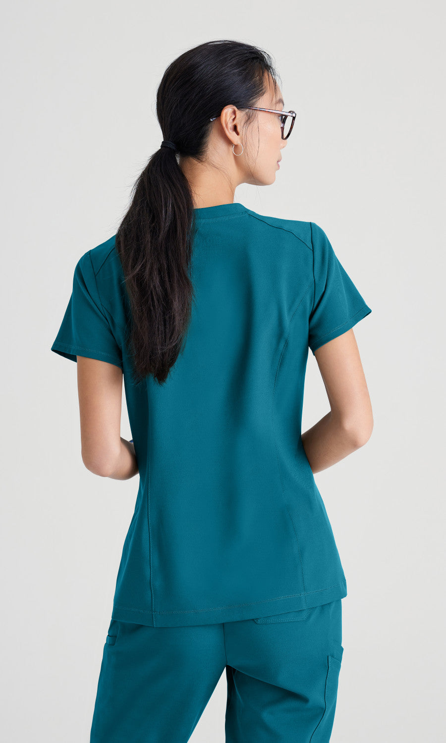 Grey's Anatomy Evolve GSST181 Sway Tuck-In Scrub Top Bahama