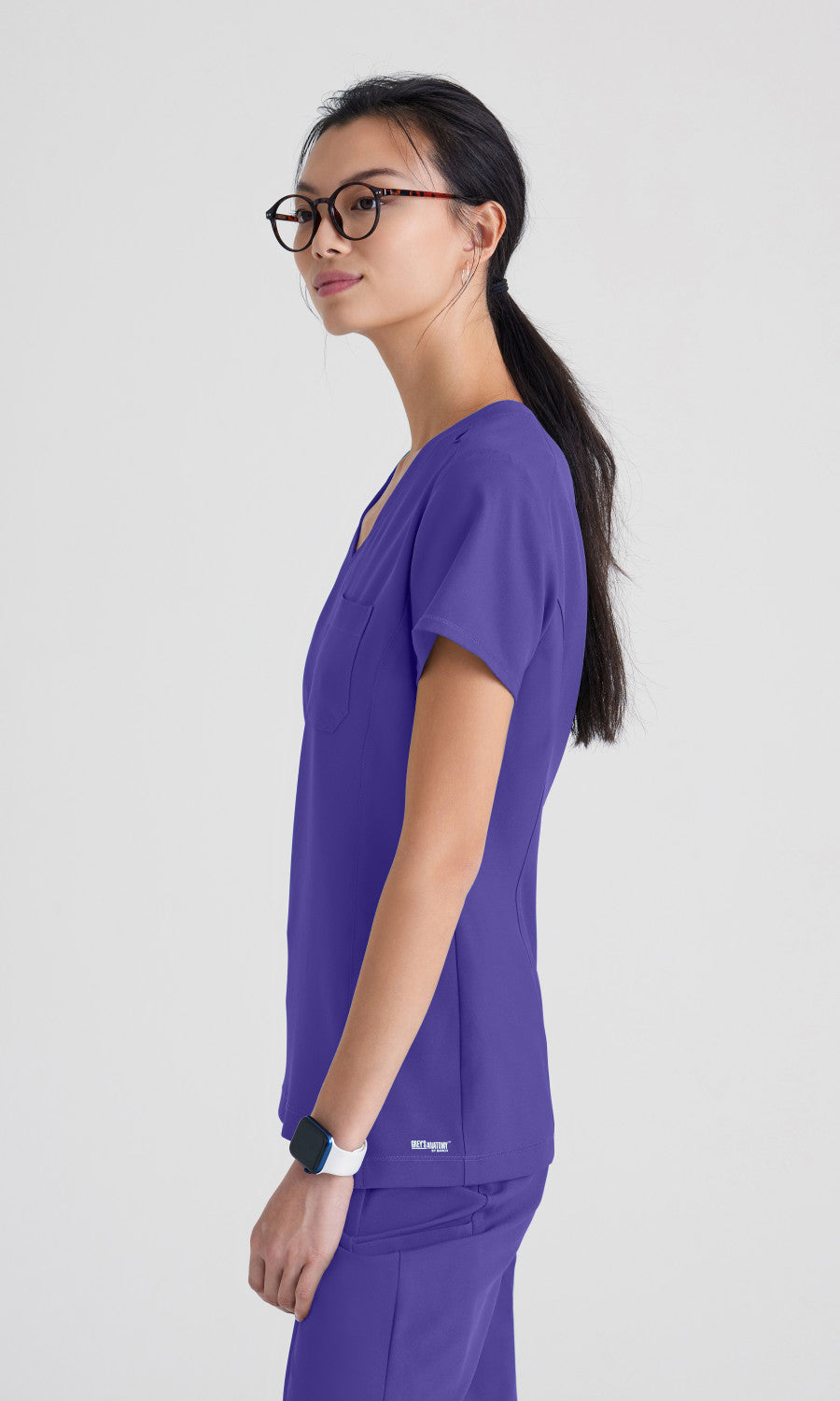 Grey's Anatomy Evolve GSST181 Sway Tuck-In Scrub Top New Grape