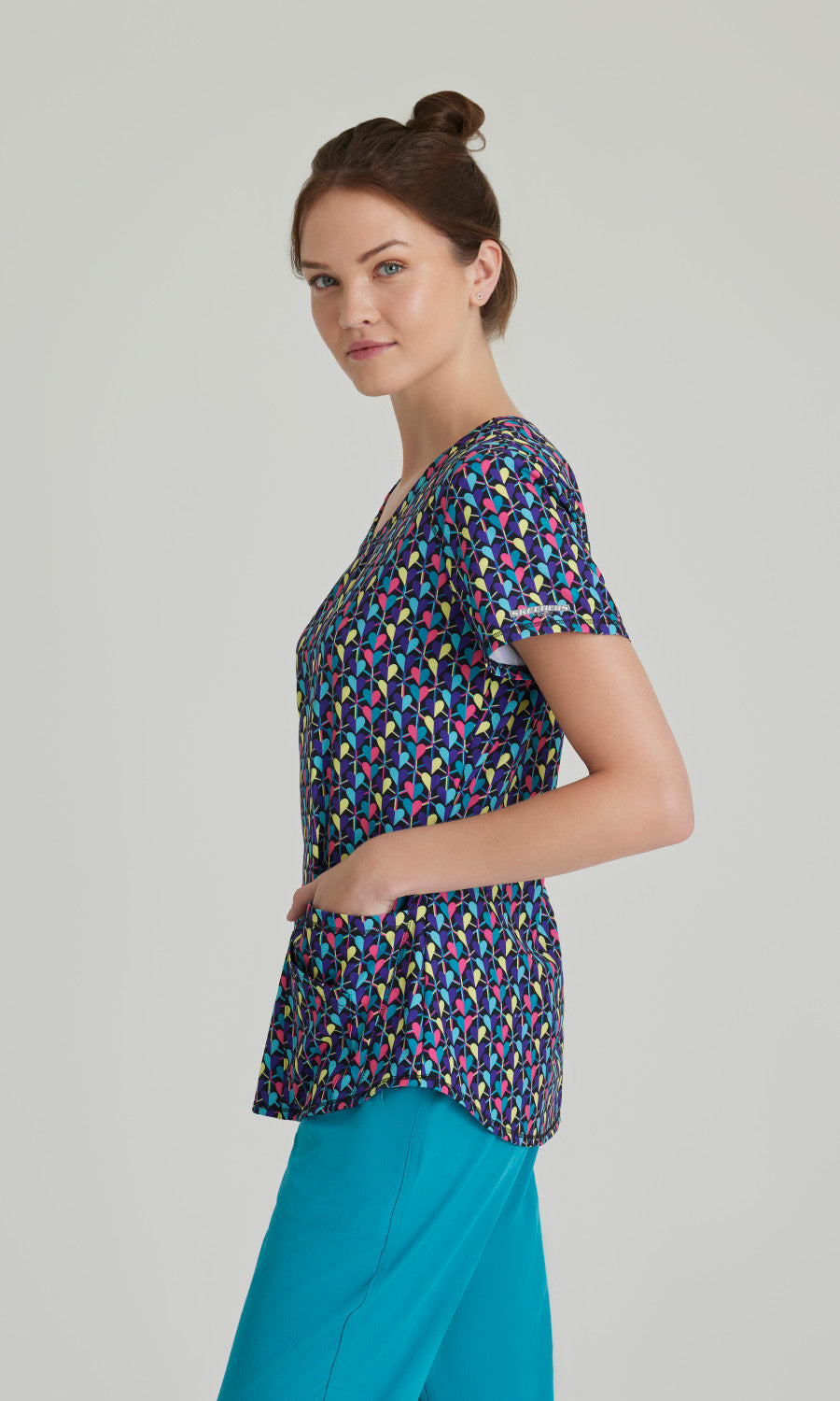 Skechers SKT021 Essence Scrub Top Deco Hearts