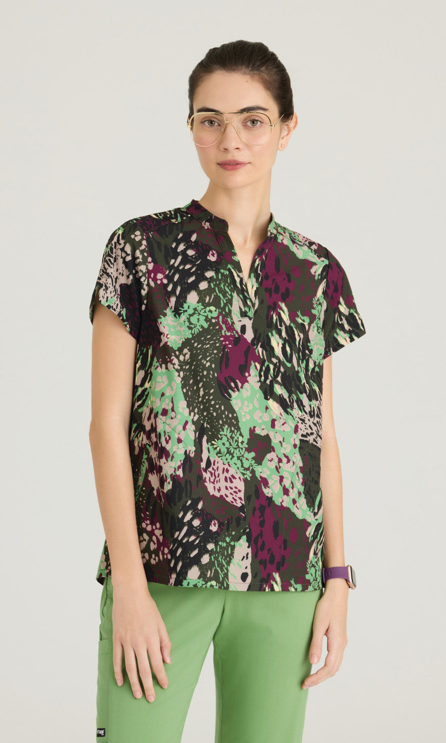 Grey's Anatomy Spandex Stretch GRST230G Avery Print Top Animal Expression