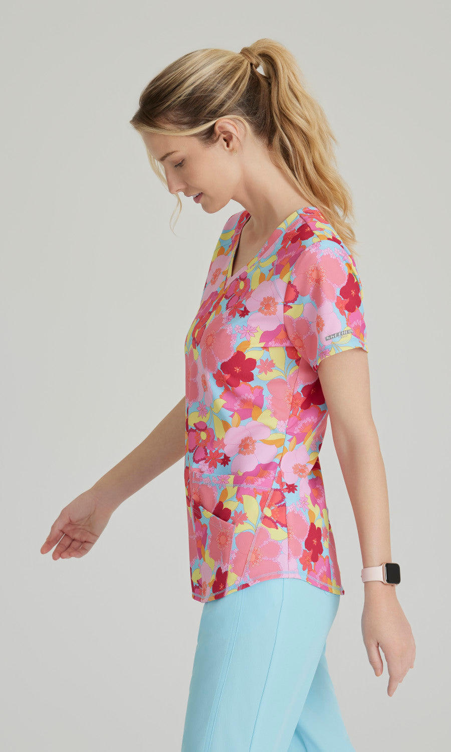 Skechers SKT021 Essence Scrub Top Blissful Blossom