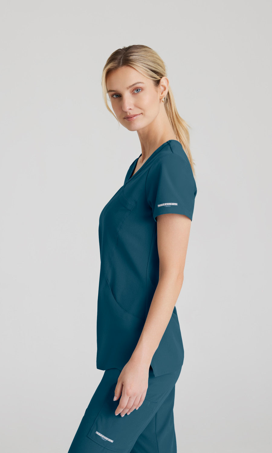 Skechers SK102 Reliance Scrub Top Bahama