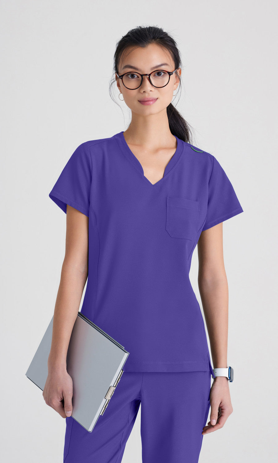 Grey's Anatomy Evolve GSST181 Sway Tuck-In Scrub Top New Grape