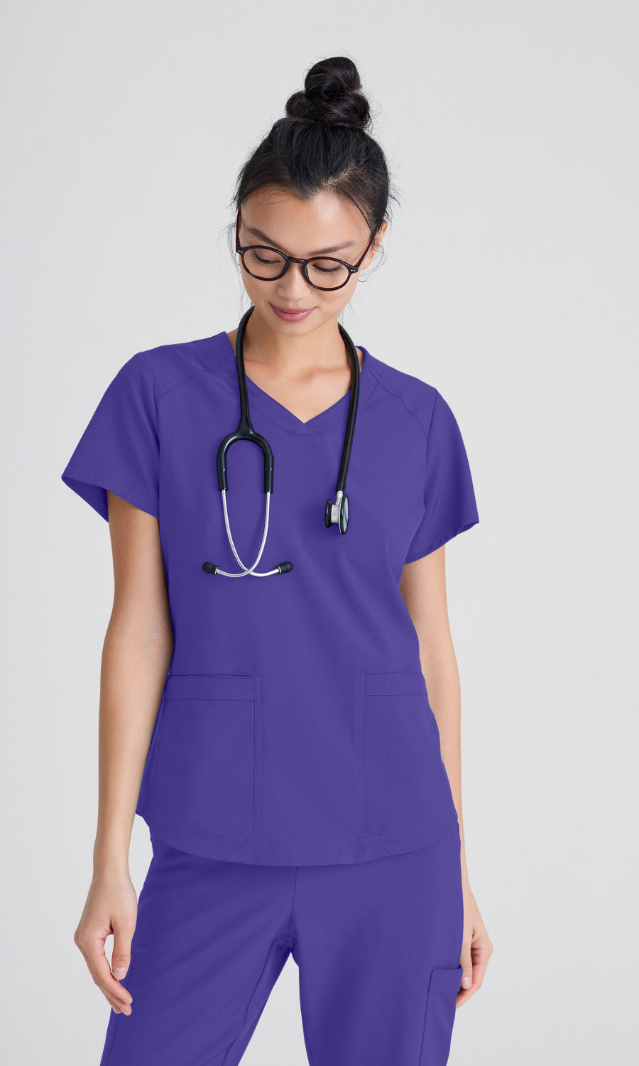 Grey's Anatomy Evolve GSST180 Rhythm Scrub Top New Grape