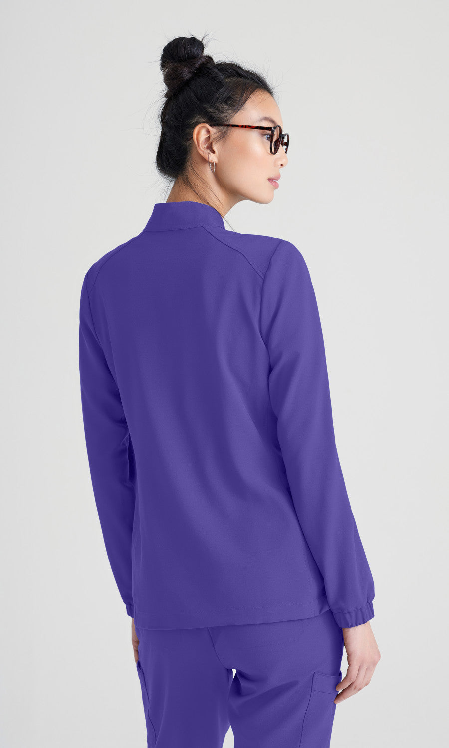 Grey's Anatomy Evolve GSSW886 Virtue Scrub Jacket New Grape