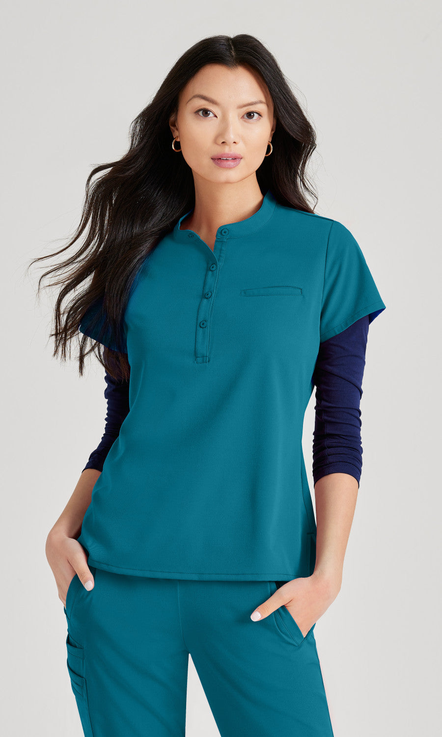 Barco Unify BUT163 Mission Scrub Top Bahama